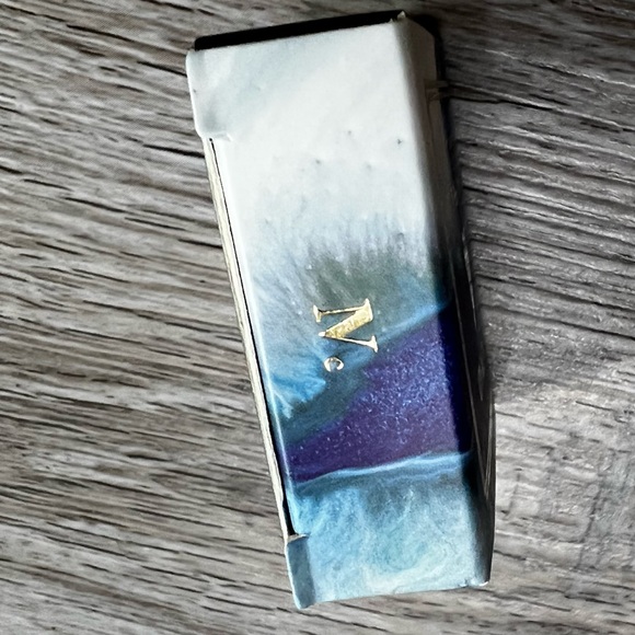 NOMAD COSMETICS
NOMAD x Iceland Fire & Ice Intense Eyeshadow in Gallow's… - Picture 6 of 8